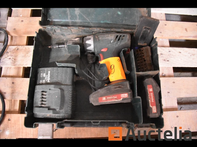 Accu vijsmachine metabo + diverse klim- en grijpmateriaal e.a. - afbeelding 6 van  8