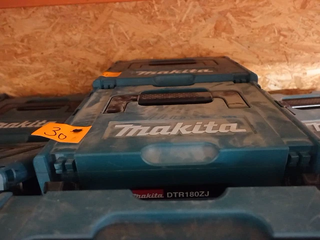 Accu vlechtmachine makita - afbeelding 5 van  5
