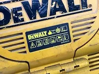 Accu werfradio dewalt dc011 - afbeelding 3 van  3