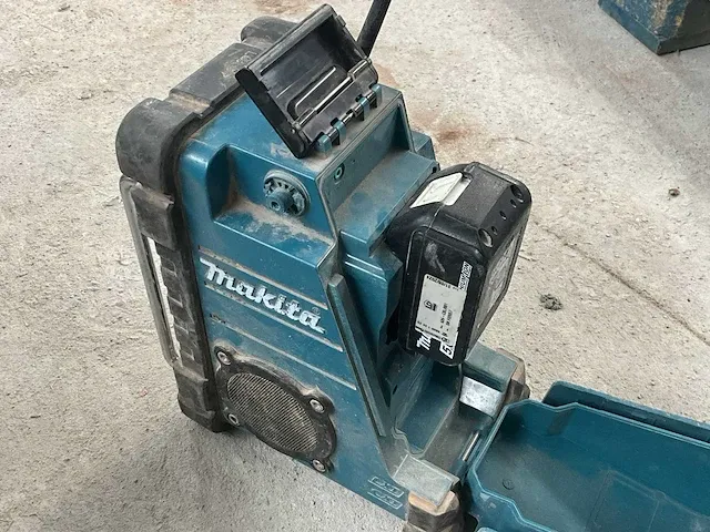 Accu werfradio makita dmr107 - afbeelding 5 van  6