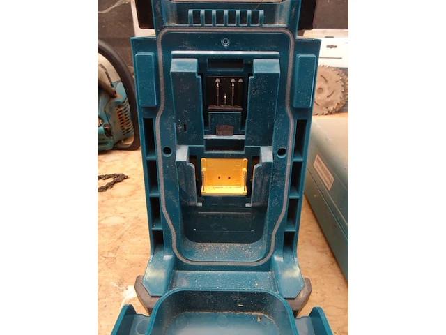 Accu werfradio makita - afbeelding 5 van  6