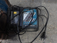 Accu werfradio makita - afbeelding 3 van  4