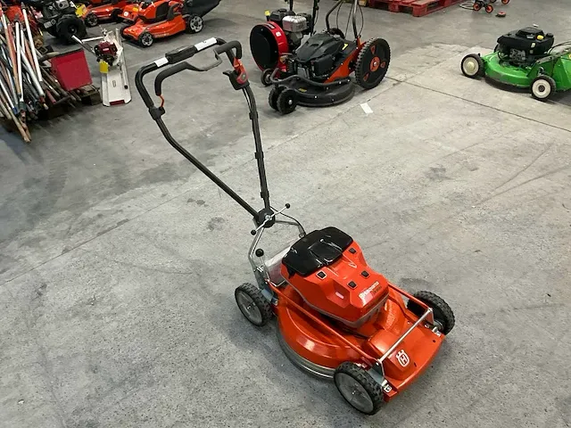 Accugrasmaaier husqvarna lb 553iv - afbeelding 3 van  9