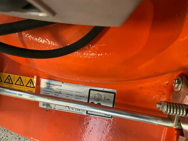 Accugrasmaaier husqvarna lb 553iv - afbeelding 7 van  9