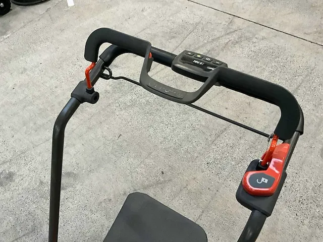 Accugrasmaaier husqvarna lc347ivx - afbeelding 5 van  9