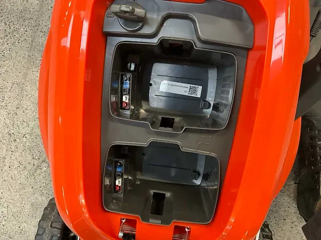 Accugrasmaaier husqvarna lc347ivx - afbeelding 8 van  9