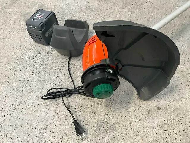 Accukantenmaaier oleo-mac bci30 - afbeelding 3 van  6