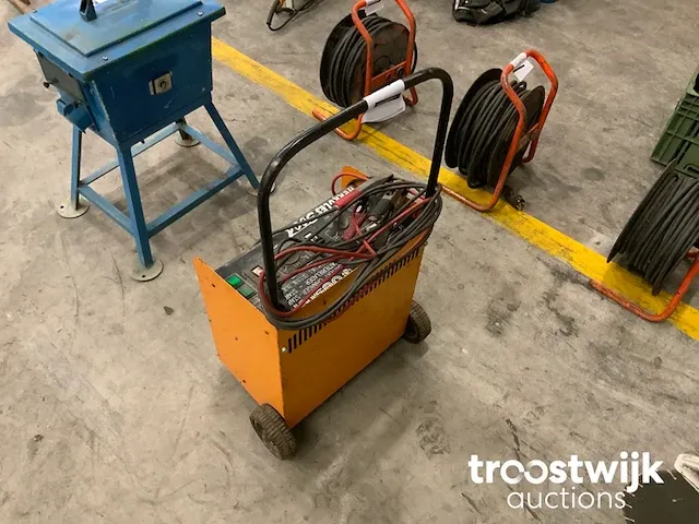 Acculader snel starter voor trucks bester 300 - afbeelding 3 van  6