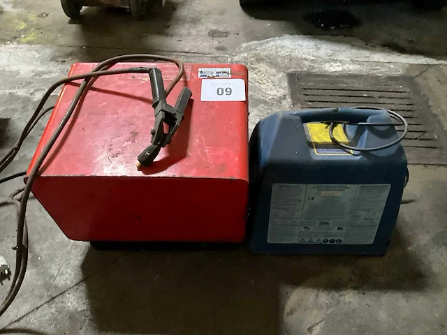 Acculader telwin computer 48 + ritchie r60a - afbeelding 4 van  5