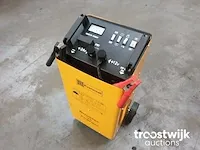 Acculader