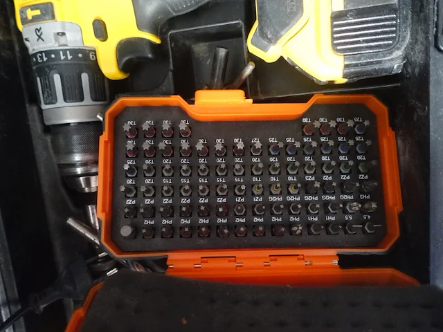Accuschroefmachine & accu klopboormachine dewalt - afbeelding 6 van  7