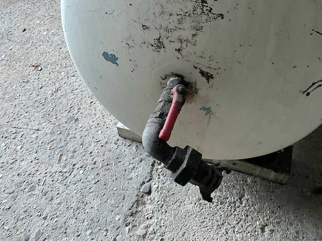 Acec luchtcompressor 5,5 kw - 230/400 v - getest in werkende toestand - afbeelding 6 van  15