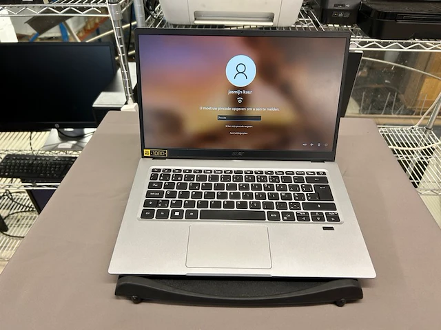 Acer laptop - afbeelding 1 van  1