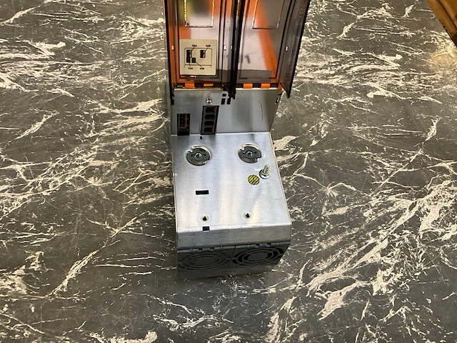 Acopos multi io440ss servo drive - afbeelding 4 van  8