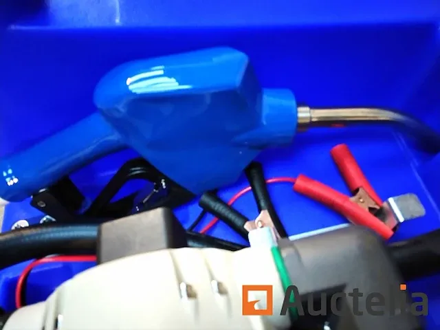 Ad bleu tank 220 liter - afbeelding 7 van  9