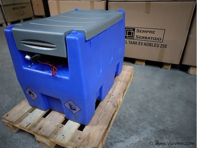 Ad blue tank ibc 220 liter - afbeelding 8 van  9