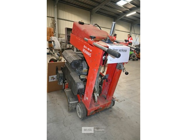 Adamas betonzaagmachine + nieuwe diamantschijven - afbeelding 5 van  8