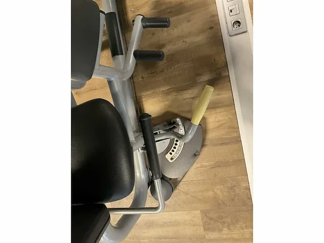 Adductor technogym - afbeelding 7 van  8