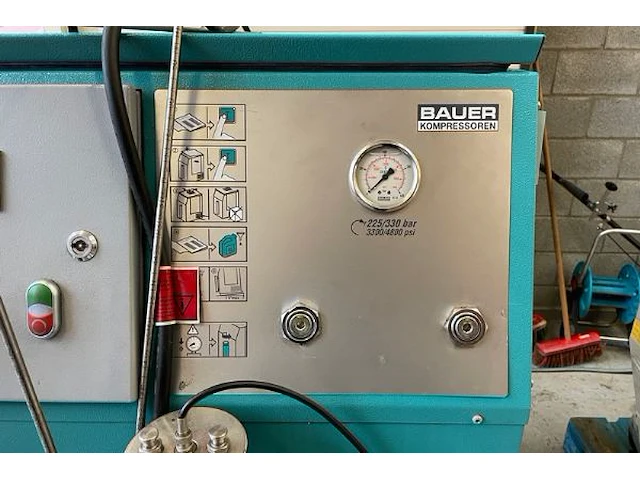 Ademlucht compressor bauer - afbeelding 7 van  13