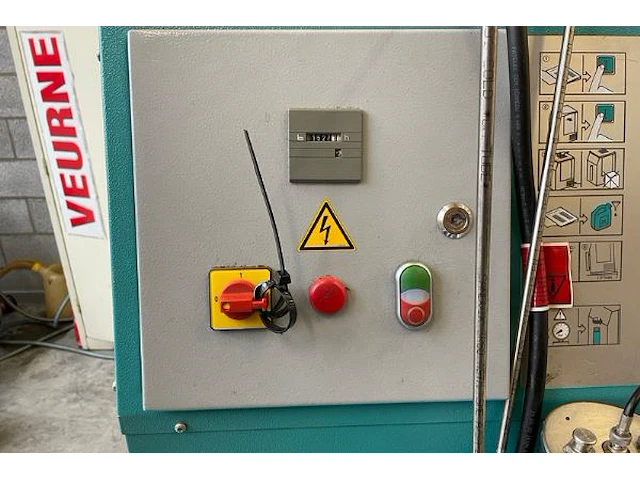 Ademlucht compressor bauer - afbeelding 8 van  13
