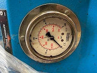 Ademlucht compressor bauer - afbeelding 8 van  13