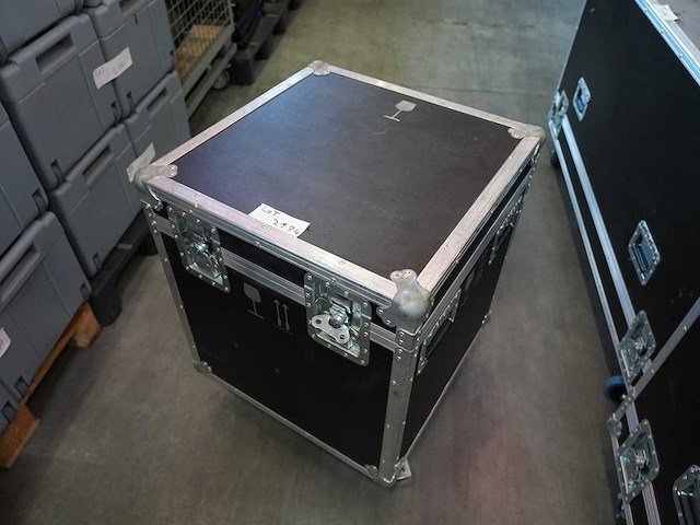 Aed - flightcase for barco hdf lamphouse incl lamphouse- video - afbeelding 1 van  2