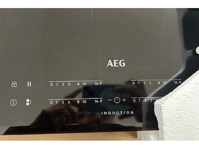 Aeg inductiekookplaat maxi sense - afbeelding 2 van  5