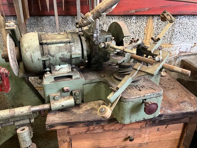 Aeg industriële schaaf- en messenslijpmachine - afbeelding 3 van  3