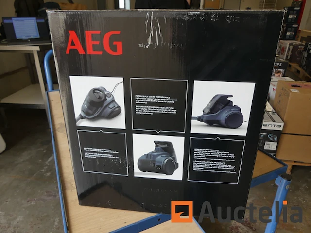 Aeg lx5-2-4db huishoudelijke cycloonstofzuiger - afbeelding 1 van  4