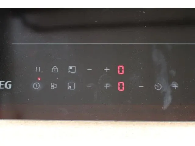 Aeg serie 8000 kookplaat - afbeelding 2 van  4