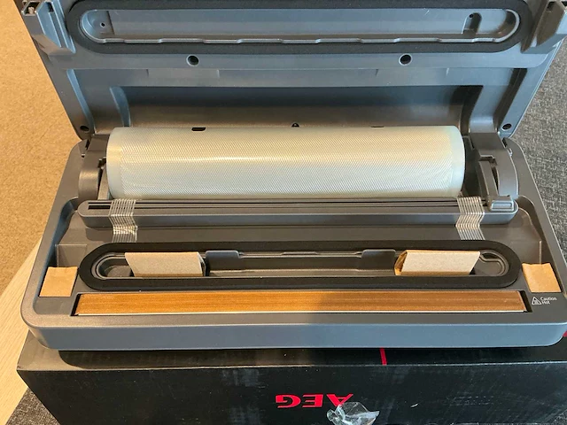Aeg vacuümmachine (6x) - afbeelding 10 van  13