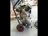 Aerfast ac25420 compressor voor de bouw - afbeelding 4 van  6