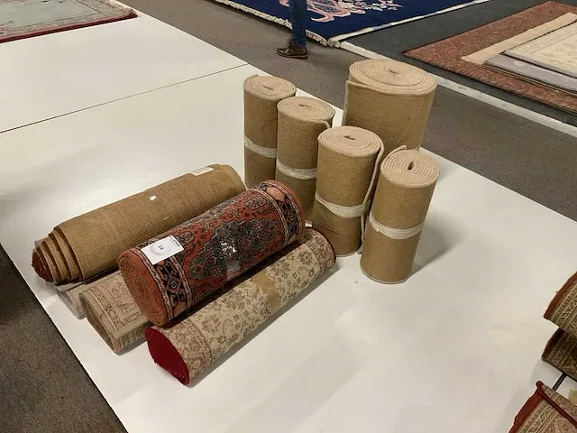 Afgewerkte loper (11x) - afbeelding 1 van  3
