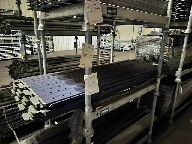Afix - afix stalen kantplank 2,07 x 0,18 m (21x) - afbeelding 1 van  1