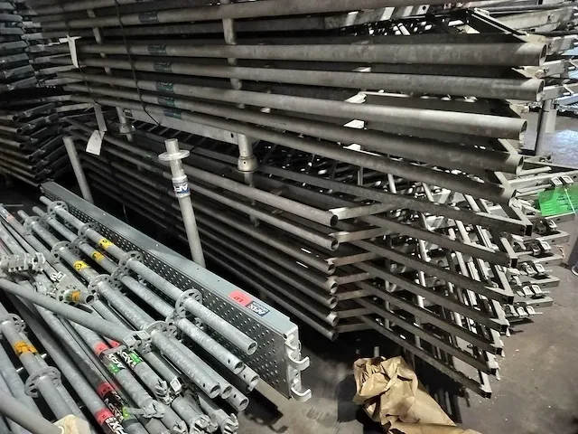 Afix hekleuning voor balktrappen 2,57 x 2,00 m (15x) - afbeelding 5 van  6