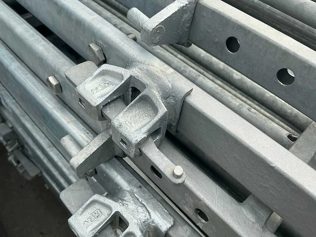 Afixfast beveiliging buitenleuning (16x) - afbeelding 3 van  4