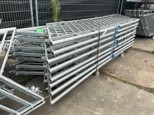 Afixfast steiger buitenleuning (13x) - afbeelding 2 van  4