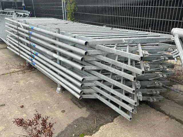 Afixfast steiger buitenleuning (15x) - afbeelding 1 van  4