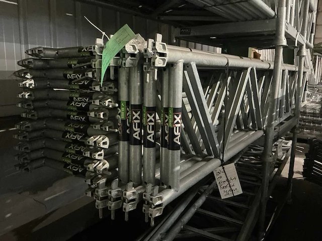 Afixfast steiger buitenleuning (17x) - afbeelding 1 van  4