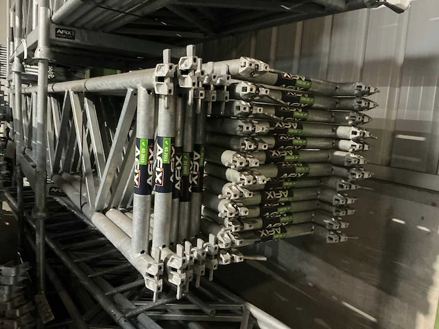 Afixfast steiger buitenleuning (17x) - afbeelding 3 van  4