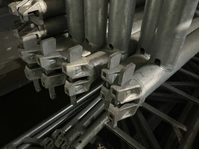 Afixfast steiger buitenleuning (17x) - afbeelding 4 van  4