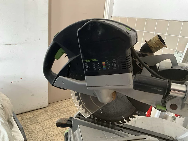 Afkortcirkelzaagmachine festool ks 120 eb - afbeelding 3 van  9