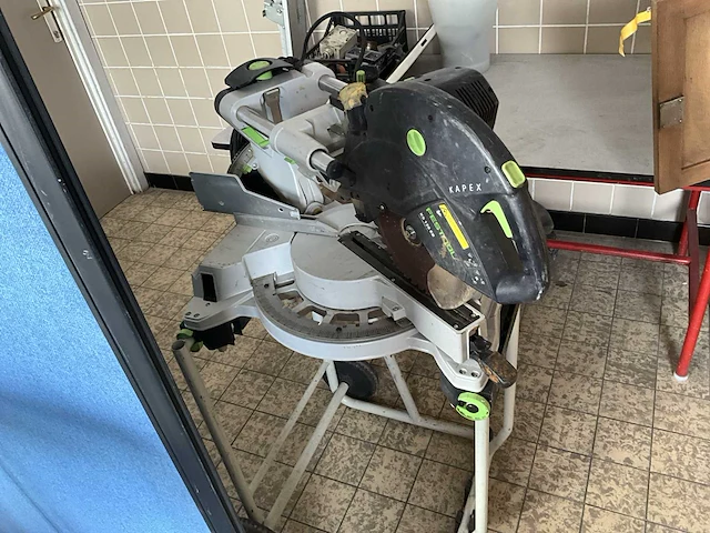 Afkortcirkelzaagmachine festool ks 120 eb - afbeelding 8 van  9
