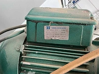 Afkortcirkelzaagmachine - afbeelding 3 van  4