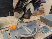 Afkortzaag makita - afbeelding 1 van  7