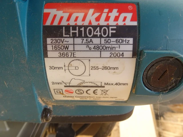 Afkortzaag makita - afbeelding 4 van  7