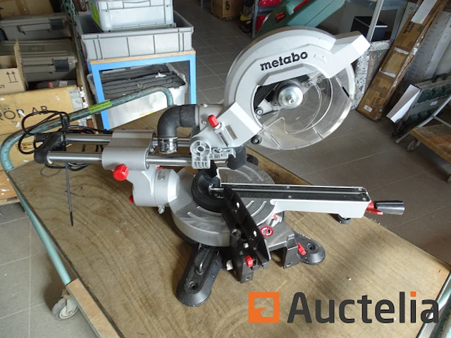Afkortzaag metabo kgs 216m - afbeelding 1 van  13