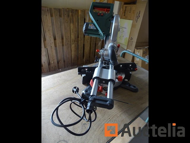 Afkortzaag metabo kgs 216m - afbeelding 12 van  13