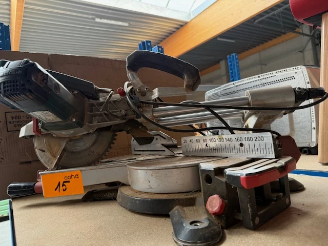 Afkortzaag metabo - afbeelding 3 van  5