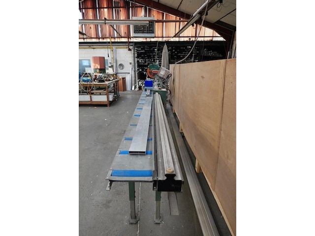 Afkortzaagmachine ceg - afbeelding 2 van  10